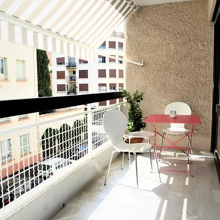 T3 Plein Centre Lägenhet *